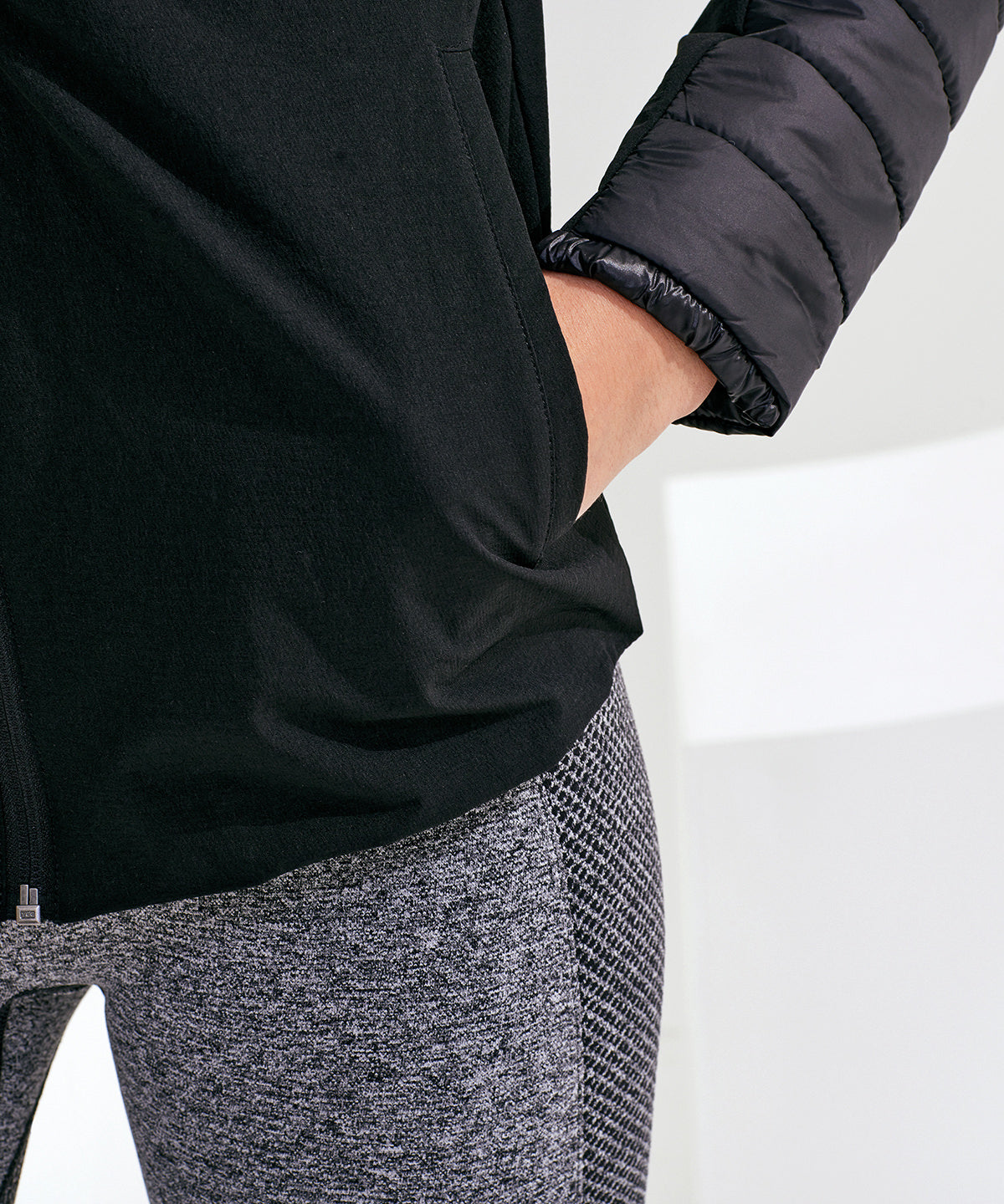 Spofis Women’s Hybrid Jacket