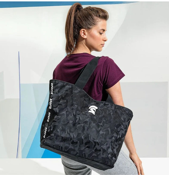 Camo Duffle Bag Sporttasche — SPOFIS GEAR